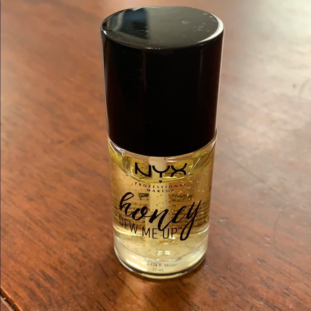 Nyx Honey Dew Me Up Primer